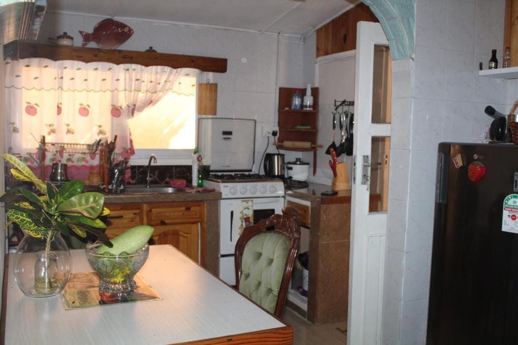My Corner Guest House Victoria Room photo